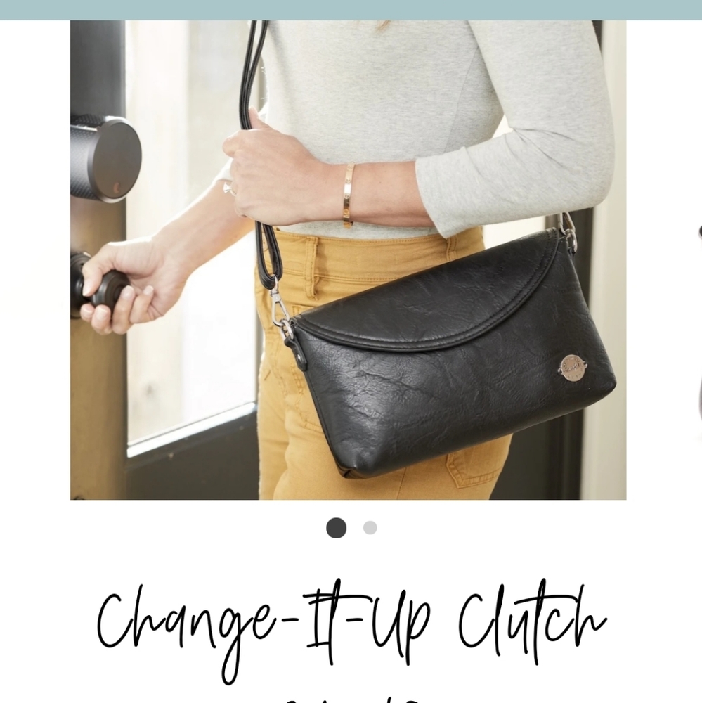 Momkindness clutch